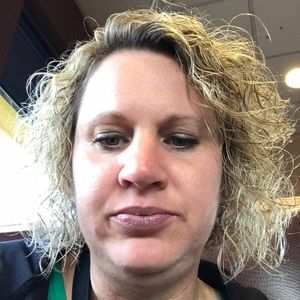 Meet your Posher, Angie